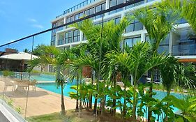 Flat Has Rooftop With Barbecue And Sea View